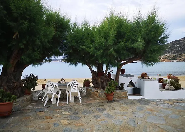 Lemonia Rooms 1